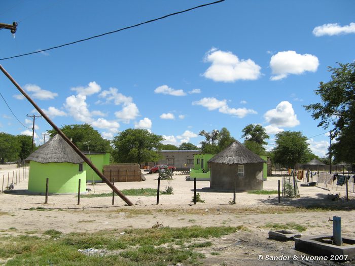 De relatief beter buitenwijken van Maun