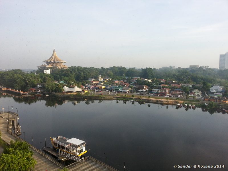  Kuching