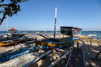 Prauwen op het strand
