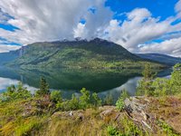 Bergen aan het meer